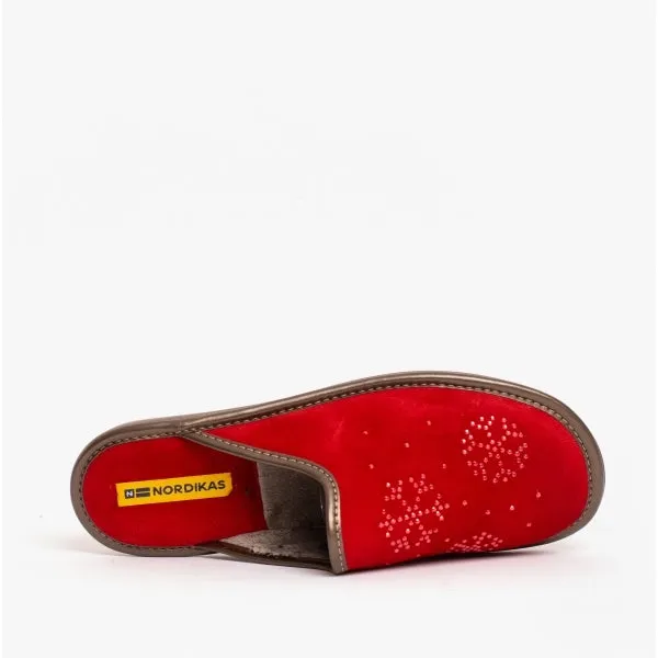 1747 (AFELPADO) Ladies Suede Mule Slippers Cherry